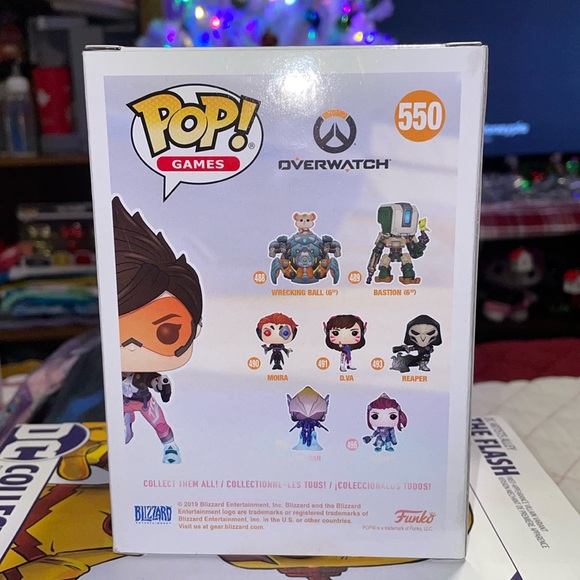 Funko Pop! Games: Overwatch Tracer #550 - Blizzard BlizzCon Premiere 2019 NEW - Picture 3 of 3